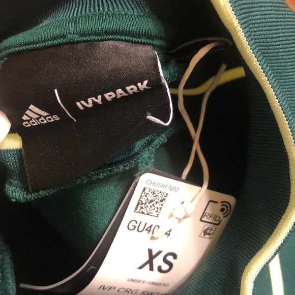 Unisex Ivy Park Crewneck Sweatshirt - Picture 4 of 5